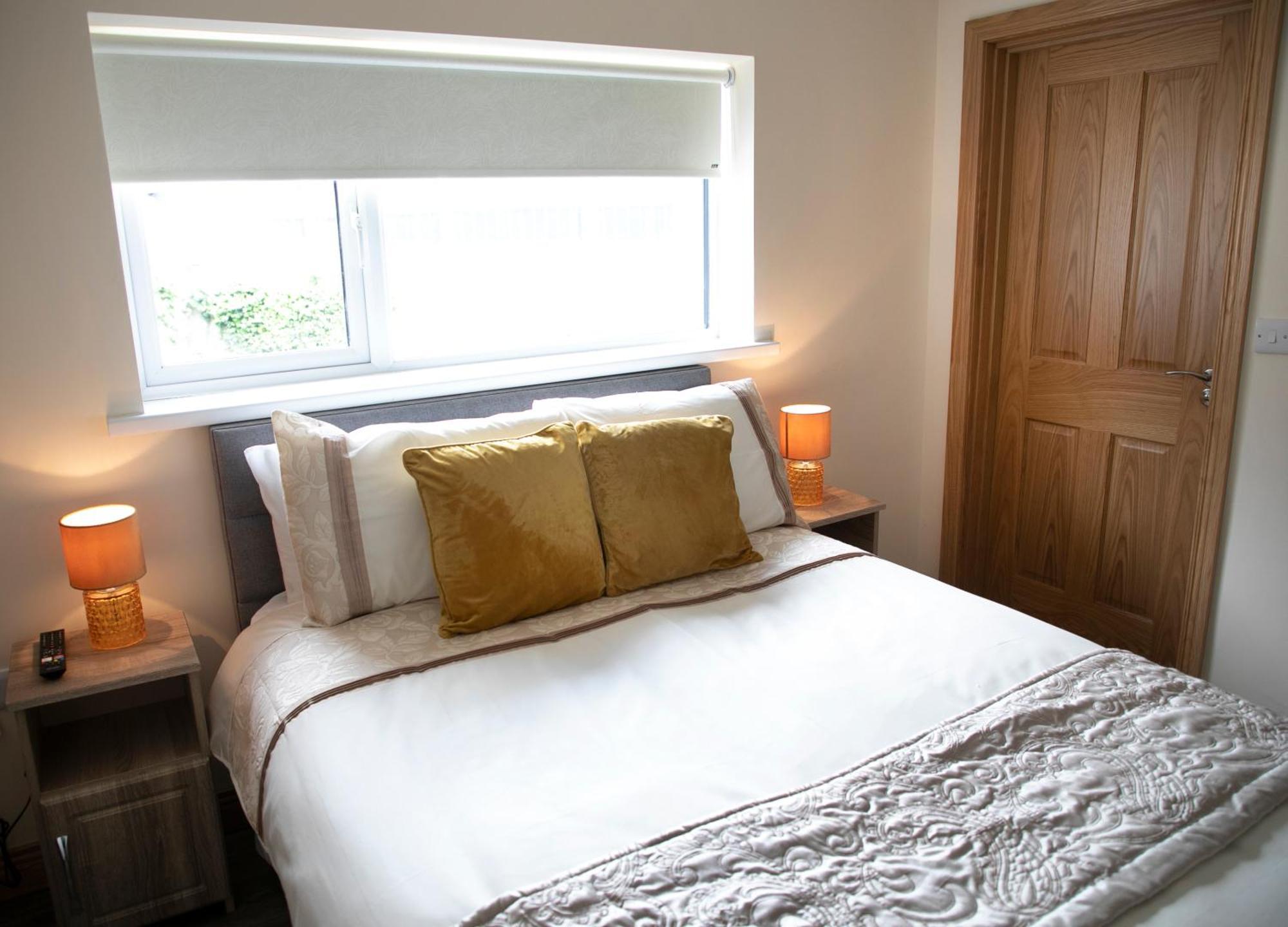 Arch House Apartments Athlone Room photo