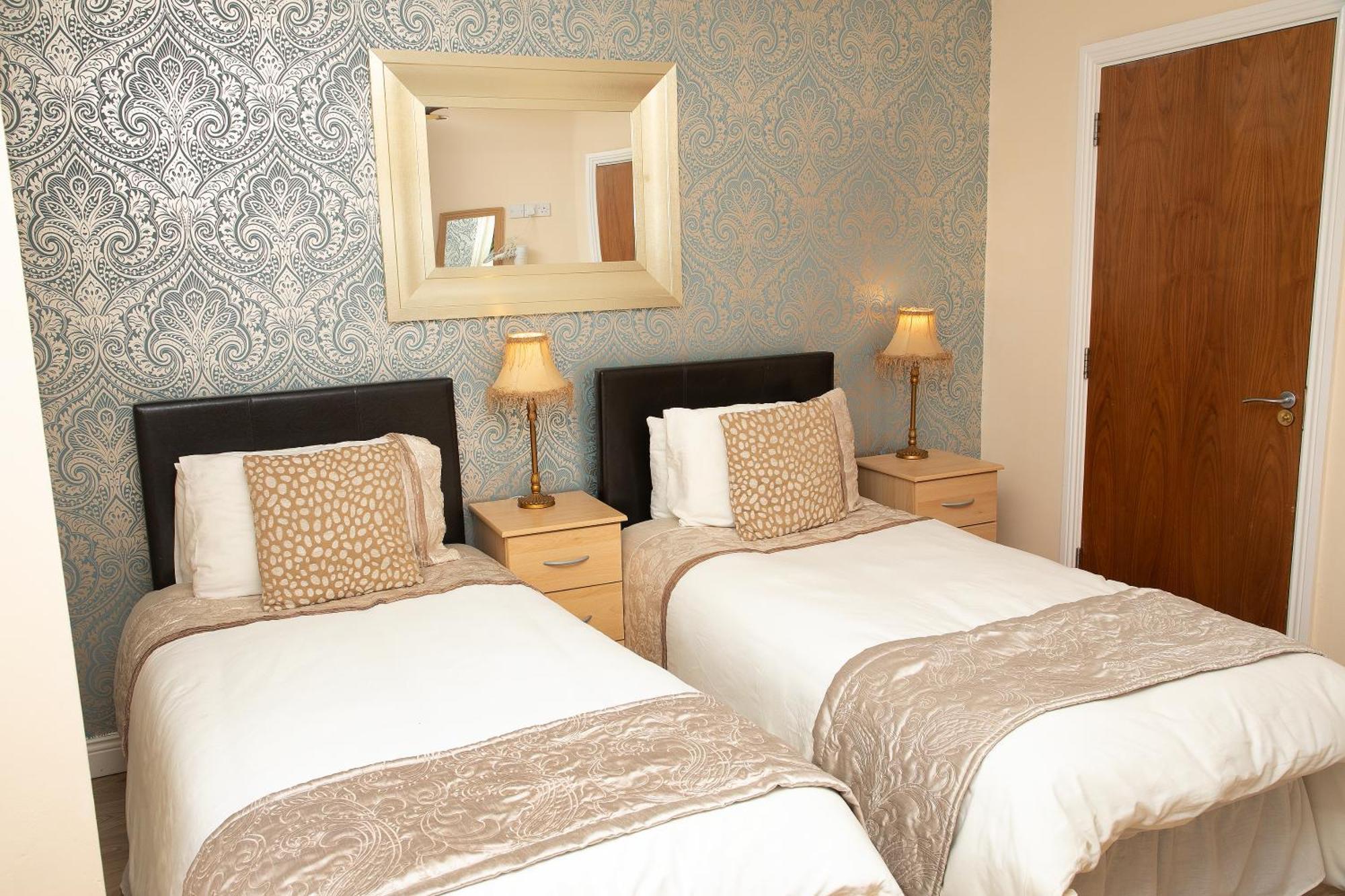 Arch House Apartments Athlone Room photo